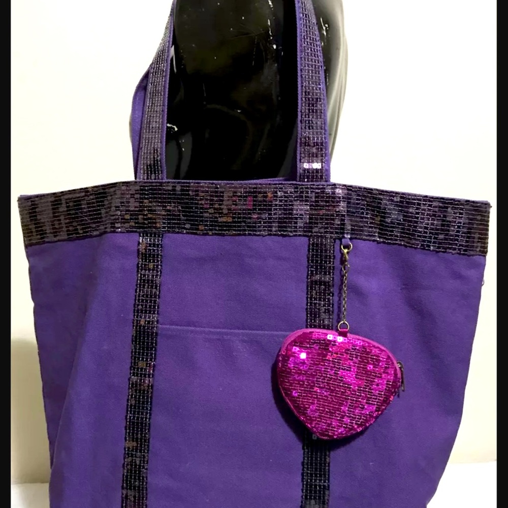 💕💜 Vera Wang Fragrance Purple Sequin Tote Bag
